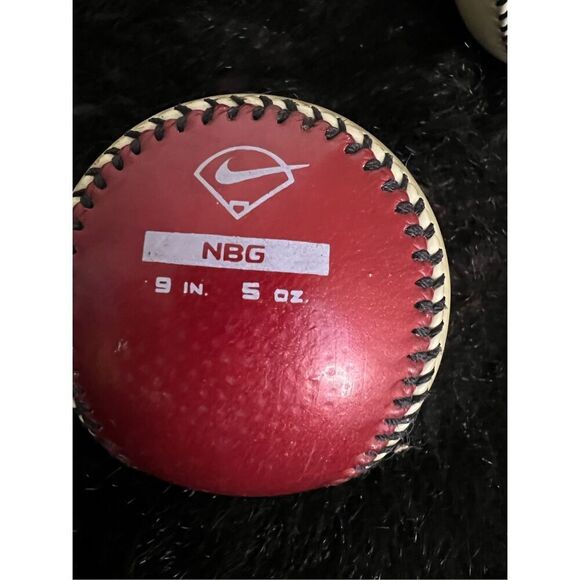 NIKE Backyard Gem Baseball Maroon NBG 9IN. 5OZ. Base Ball Toy Collectable - Picture 10 of 10